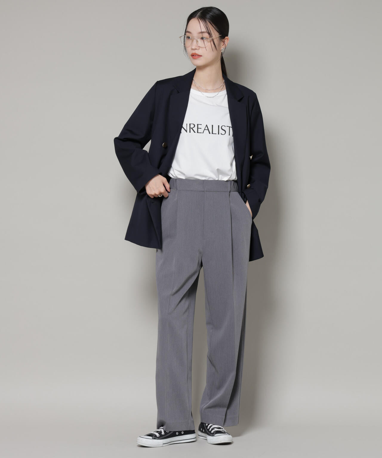 ワンタックセンタープレスストレートパンツ 6736127300