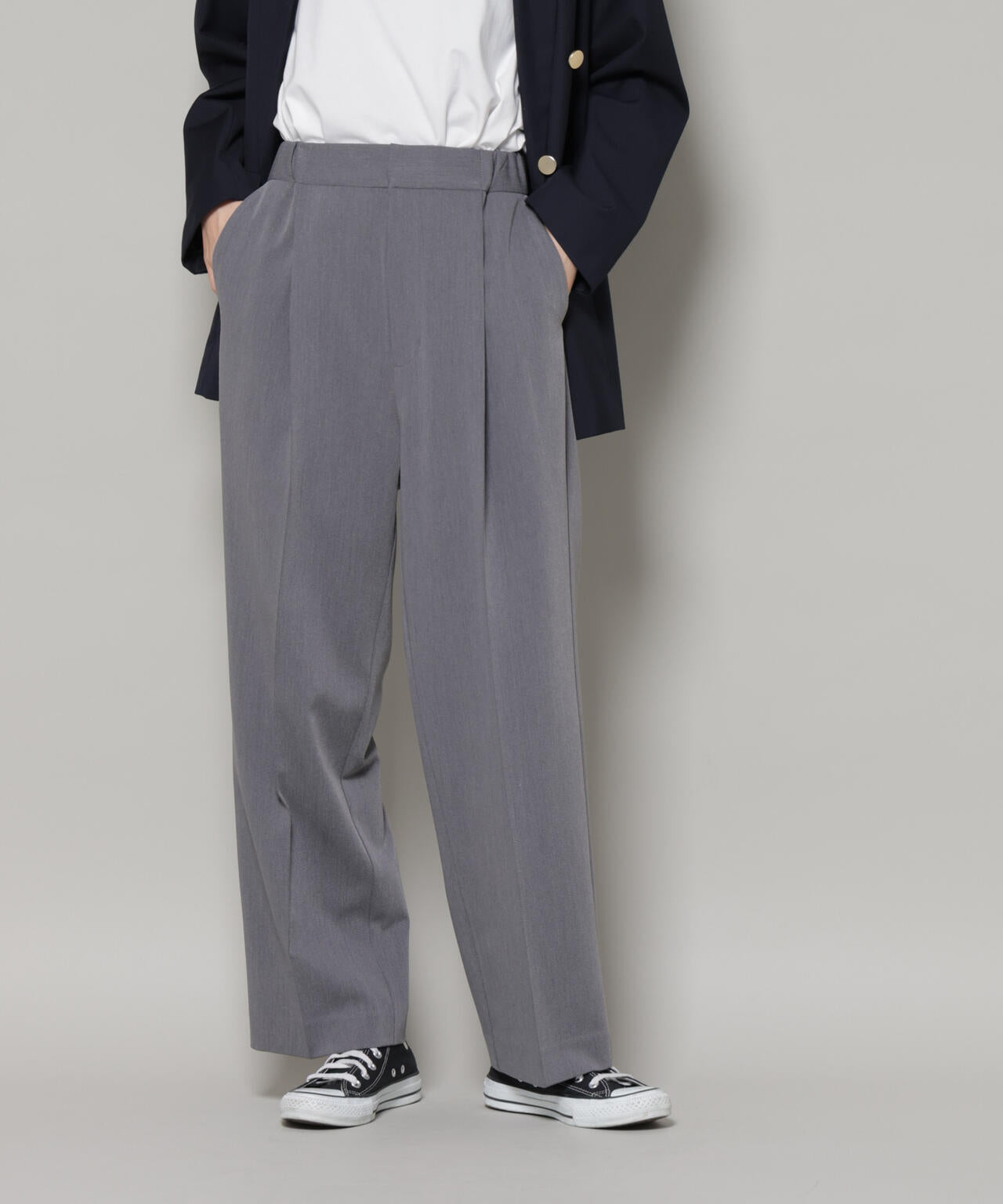 ワンタックセンタープレスストレートパンツ 6736127300