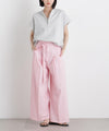 ピンク