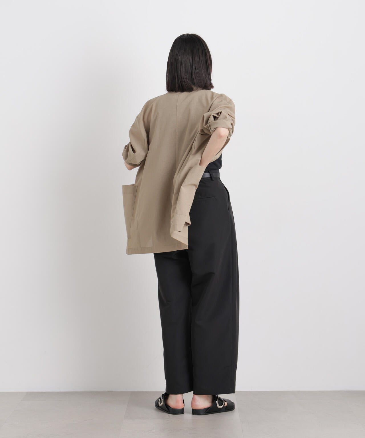 平織りツータックワイドパンツ 6736127316