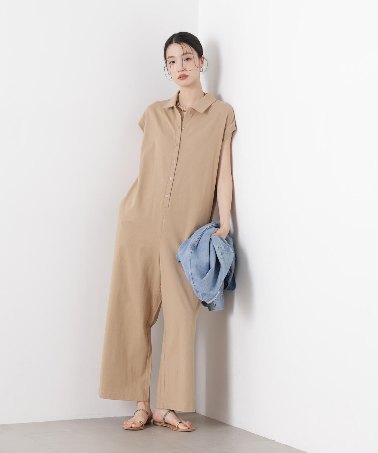 168cm　B:79.5 W:56 H:83 着用サイズ：F