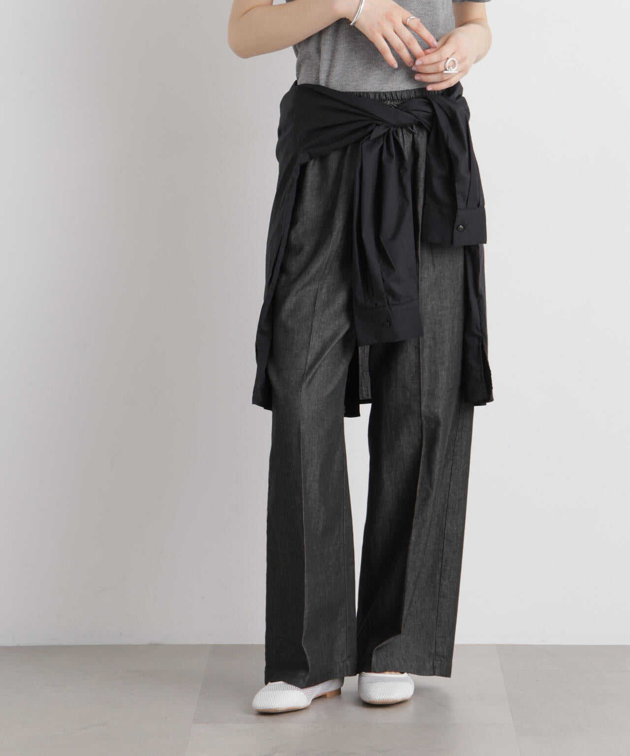 166cm　B:84 W:60 H:86 着用サイズ：F