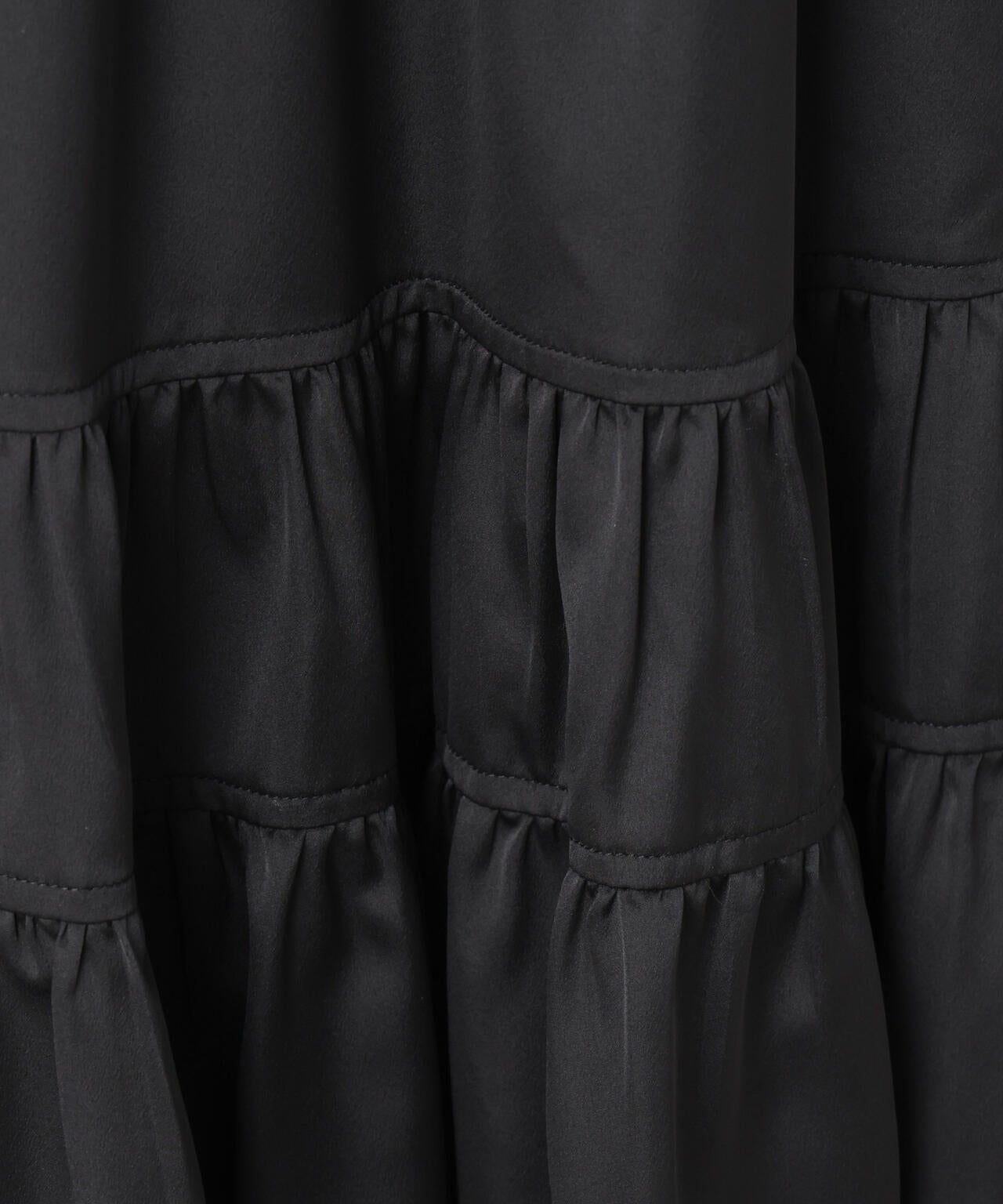 ティアード切り替えサテンギャザースカート 6736130302