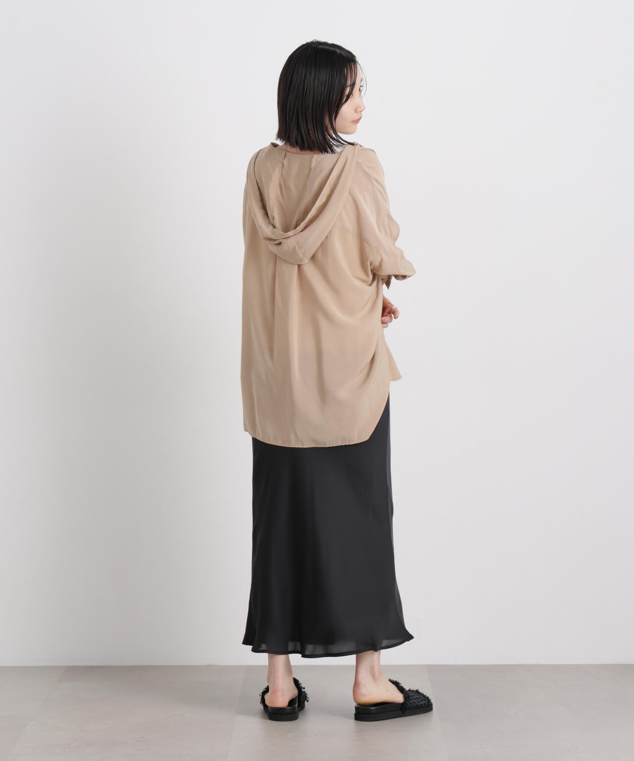 シアーサテンマキシスカート 6736130308