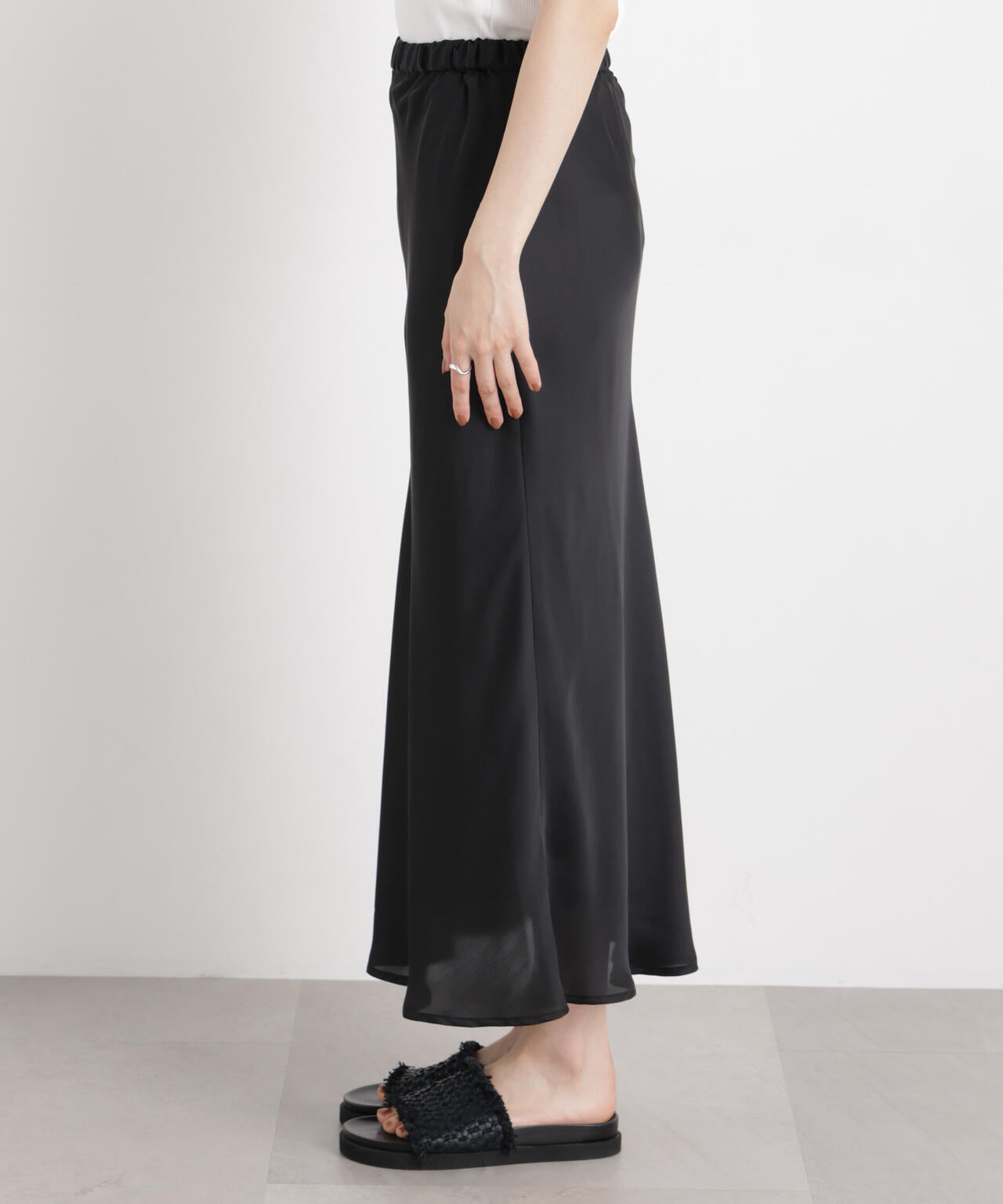 シアーサテンマキシスカート 6736130308