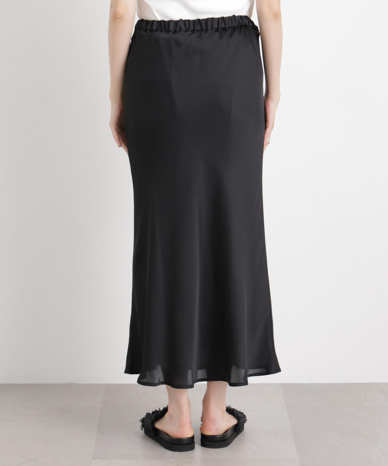 シアーサテンマキシスカート 6736130308