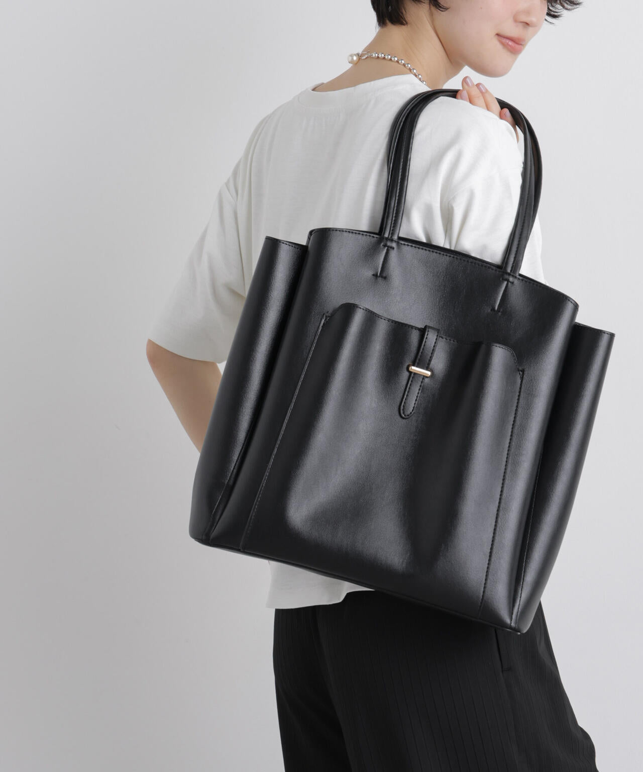 ゴールドパーツバーティカルトートバッグ