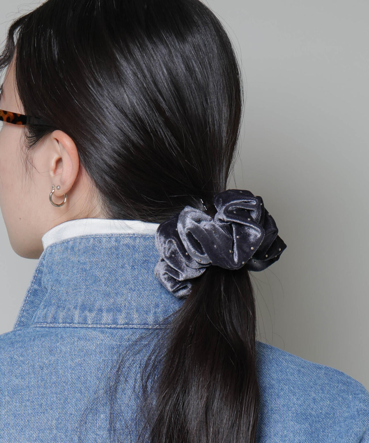 スタッズベロアシュシュ