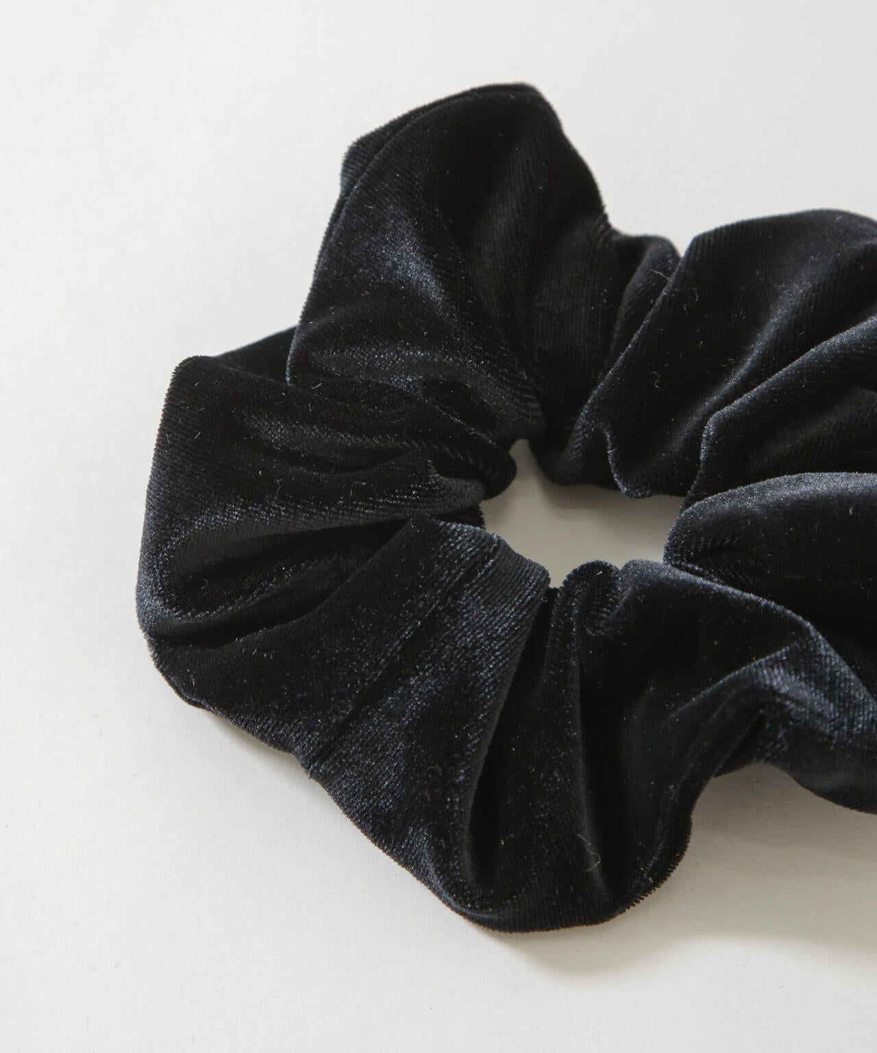 ベロアシュシュ 6736138301