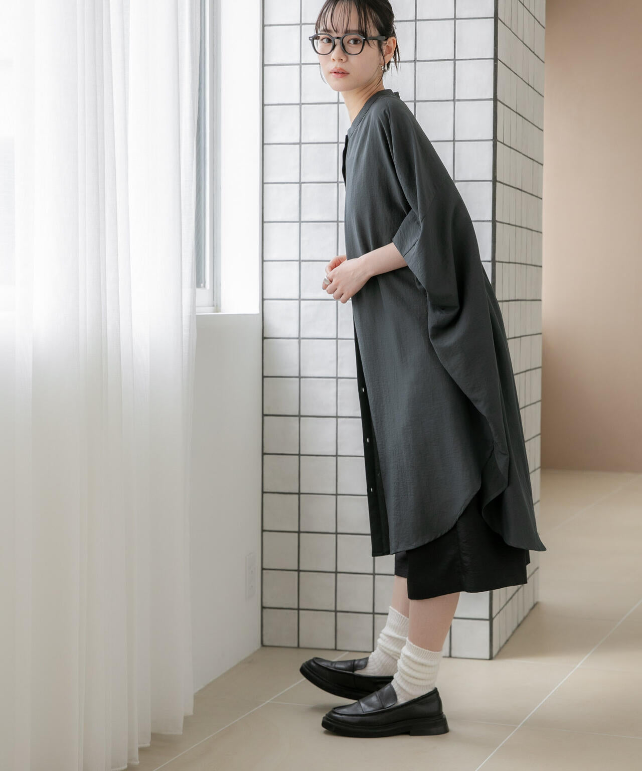 WEB限定/多機能素材 バンドカラーワイドチュニックシャツワンピース 6736219303