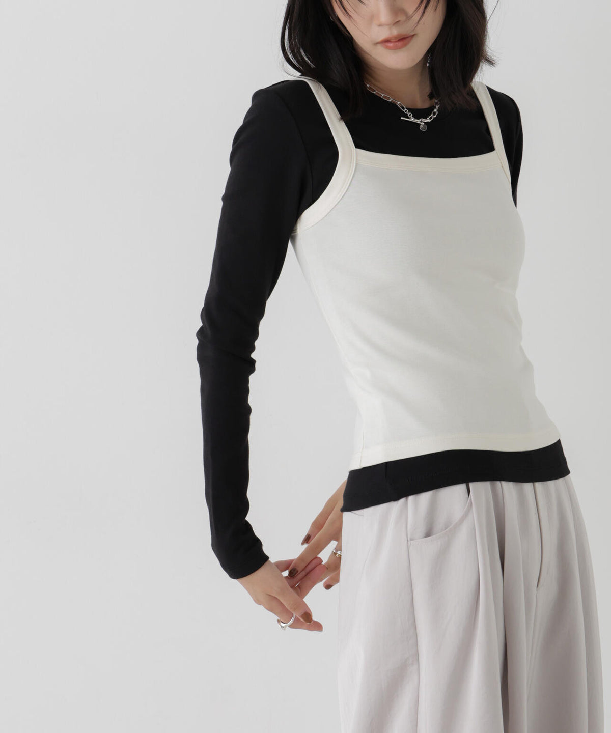 WEB限定/ロンT×キャミ カットレイヤードアンサンブルセット 6736223309