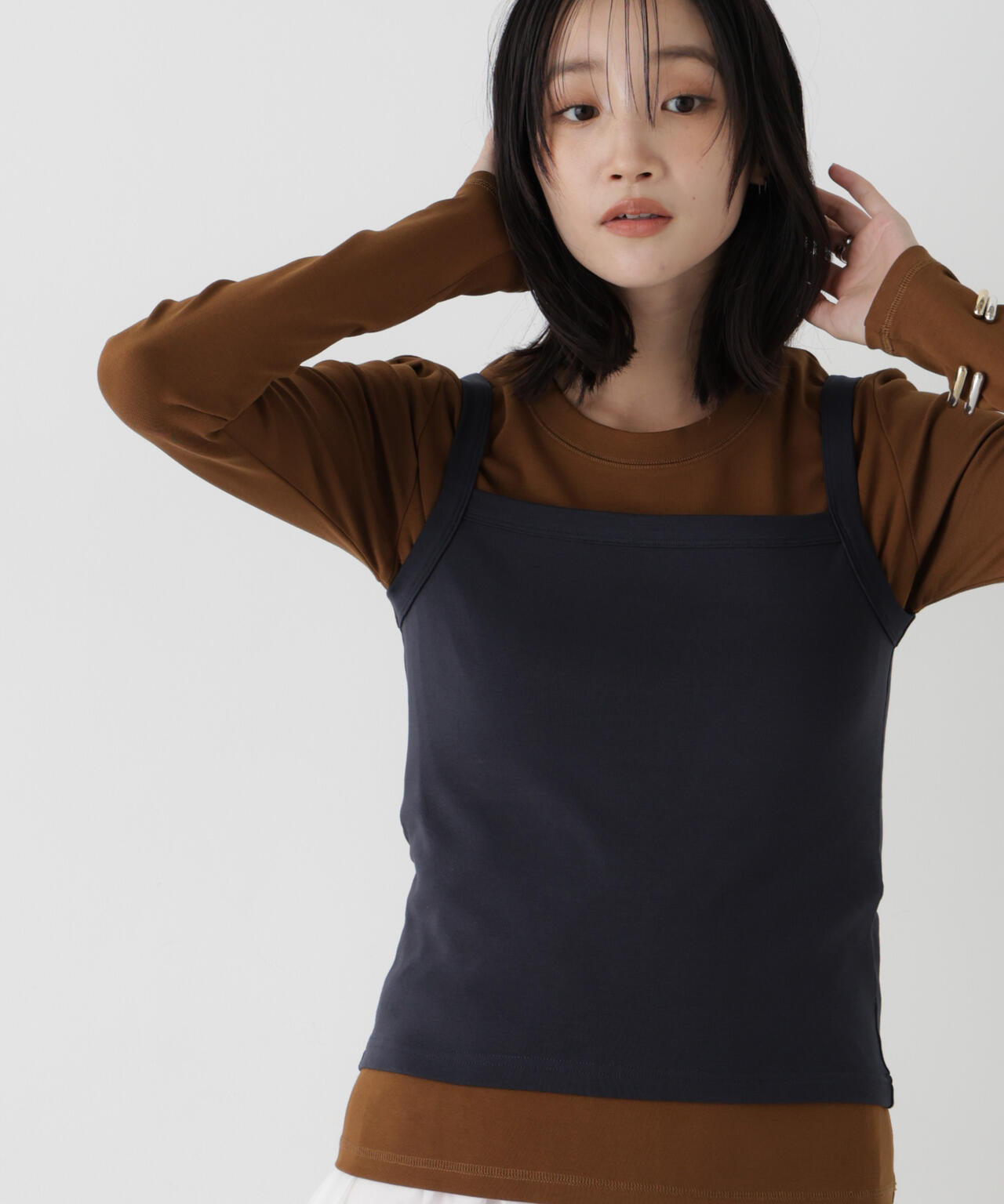 WEB限定/ロンT×キャミ カットレイヤードアンサンブルセット 6736223309