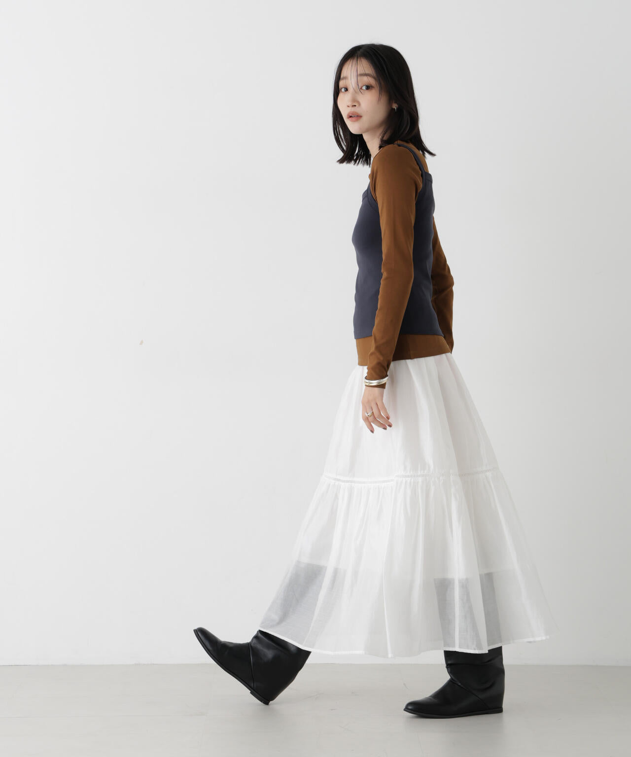 WEB限定/ロンT×キャミ カットレイヤードアンサンブルセット 6736223309