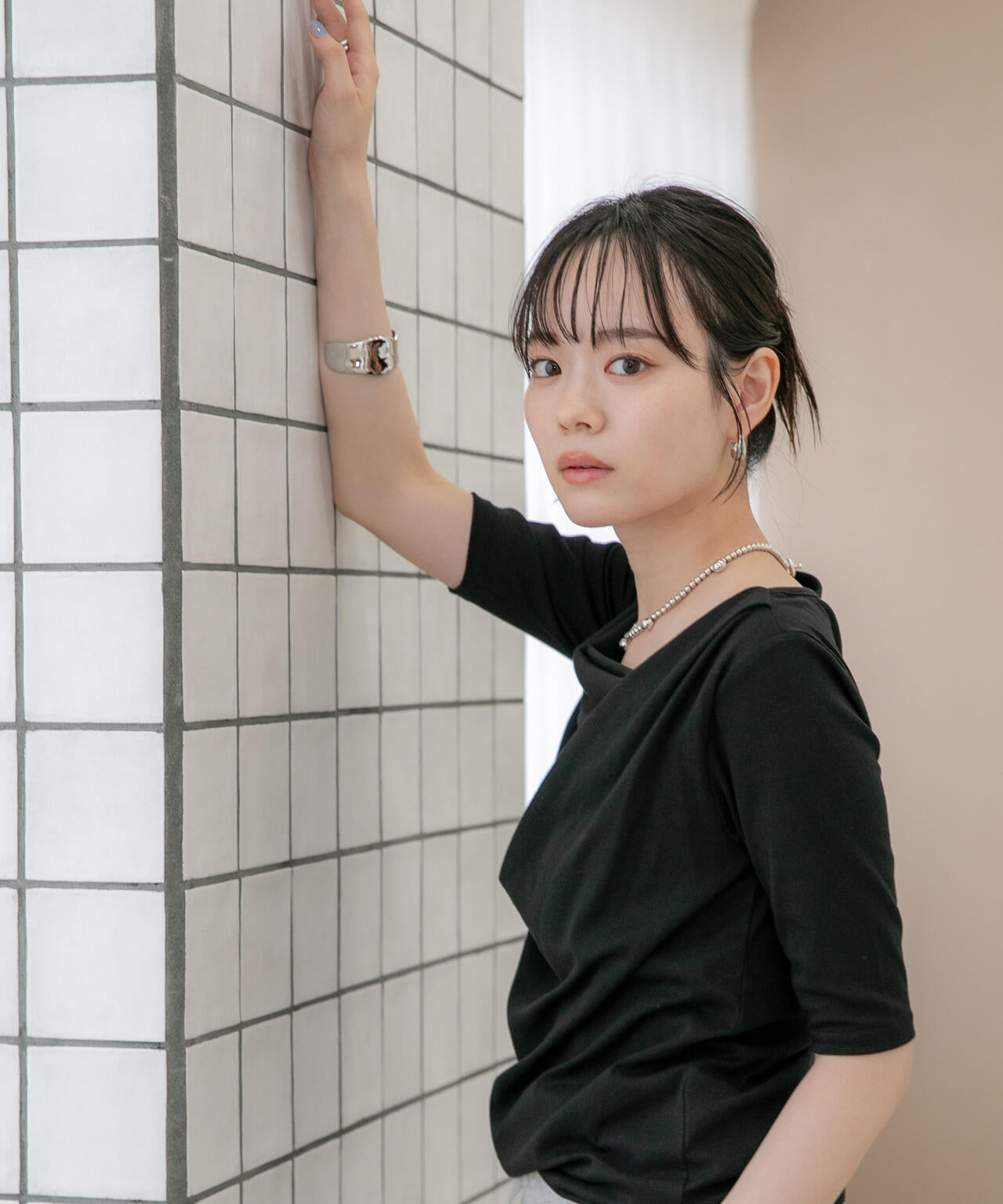 WEB限定/タックアシメフライスカットデザイントップス 6736224302