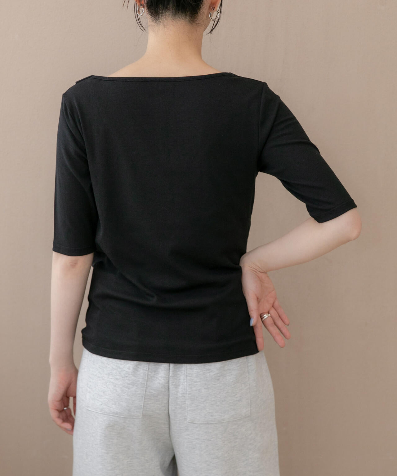 WEB限定/タックアシメフライスカットデザイントップス 6736224302