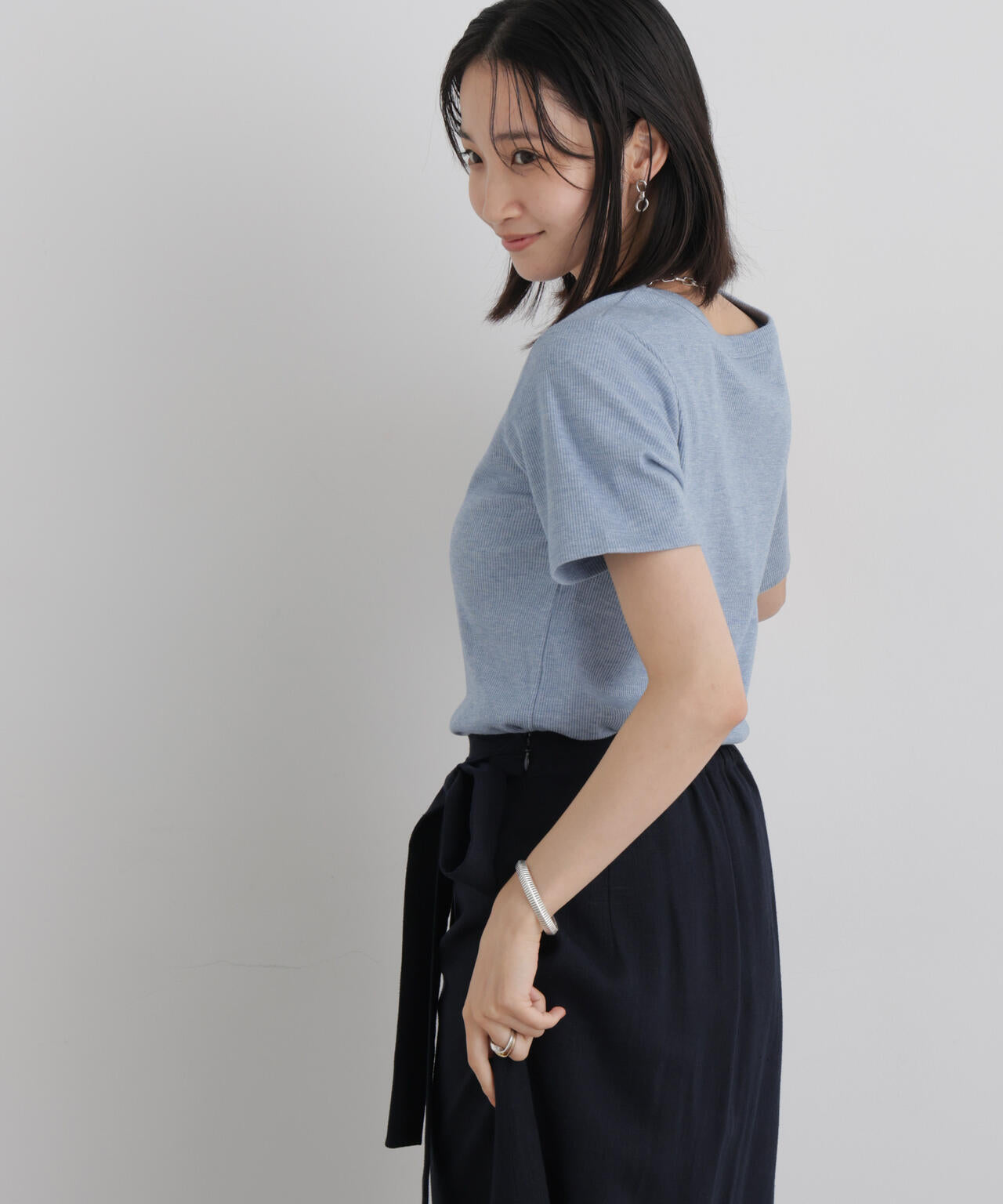 ラメリブカットクルーネックTシャツ 6736224308