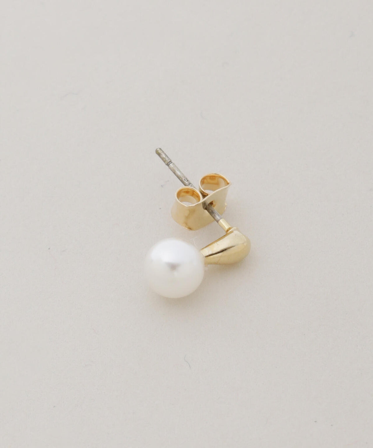 イミテーションパールシンプルピアス 6736245304