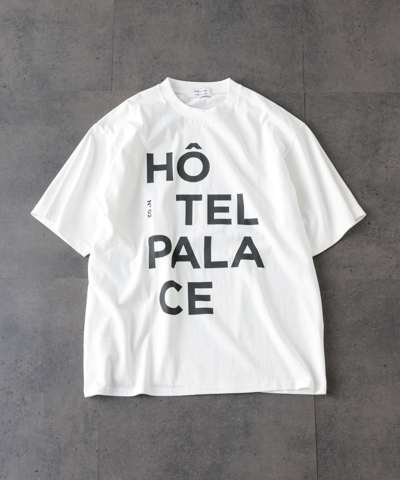 HOTEL PALACE ( オテルパラス ) 」COVEROSS(R) グラフィック Tシャツ