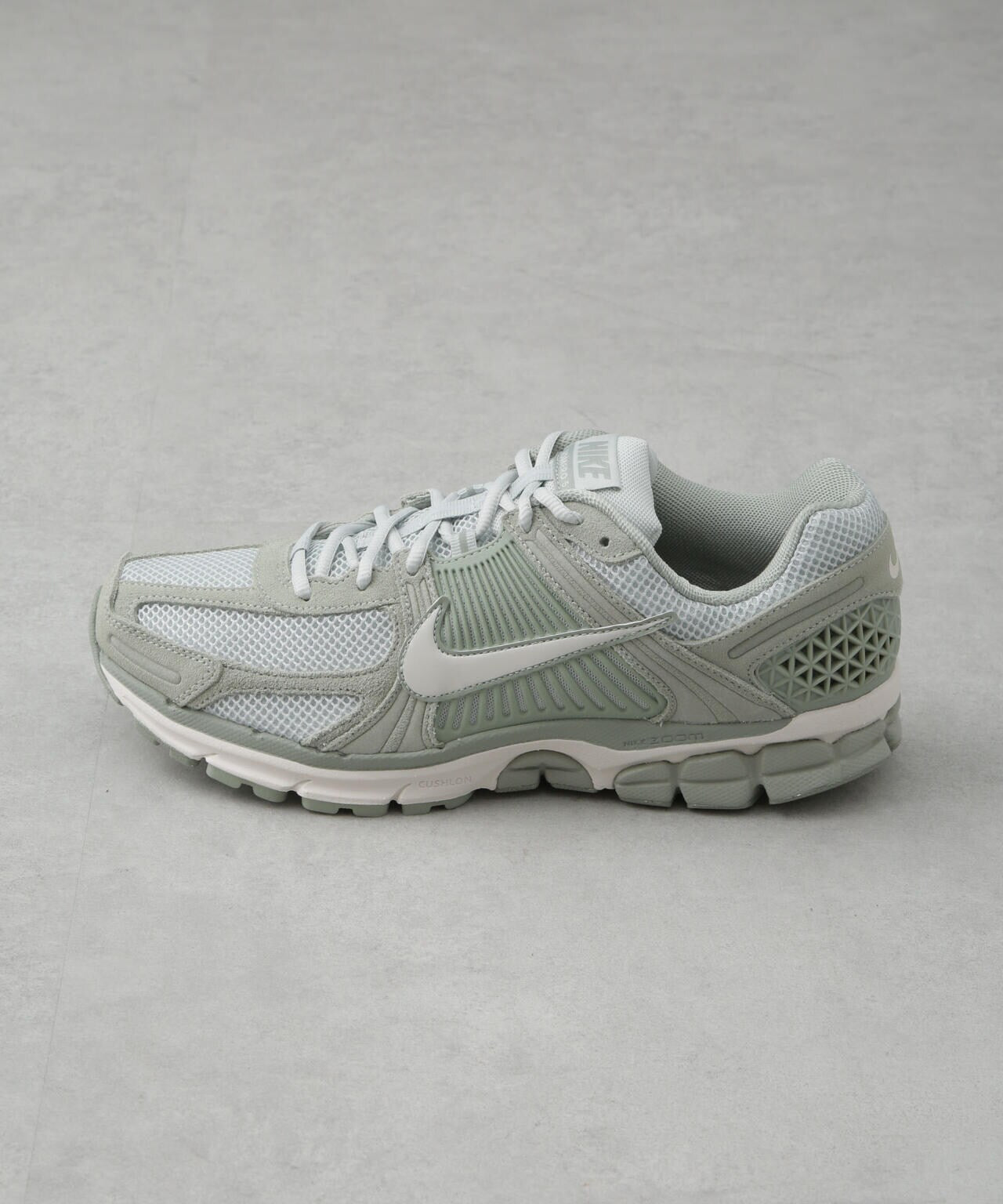 NIKE/ナイキ ズーム ボメロ 5 6704234147