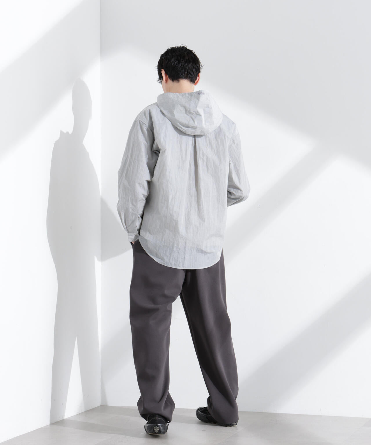 「NJ/CLUB」 ストレッチポンチテーパードパンツ 6685127215