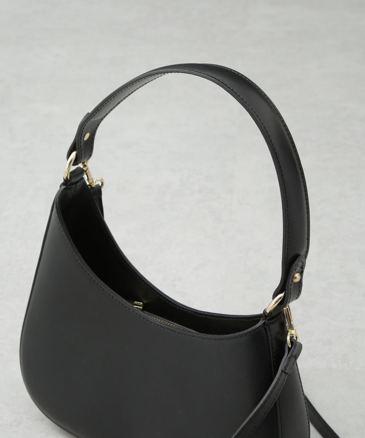AULENTTI / 2WAY レザー ショルダーバッグ