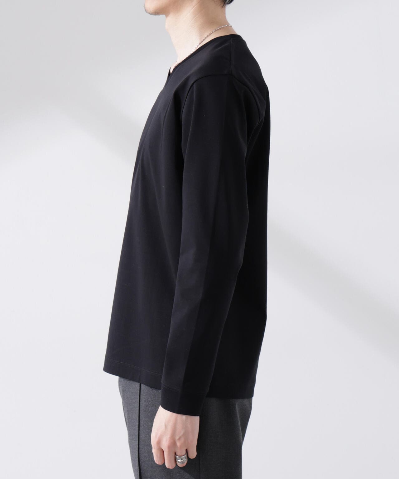 アンチスメル VネックTシャツ 長袖 6725123206