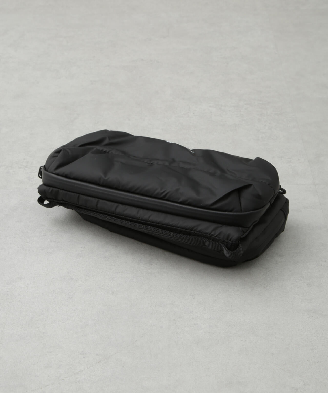 topologie / Bottle Sacoche Medium 【バッグ単体】(Black Dry)