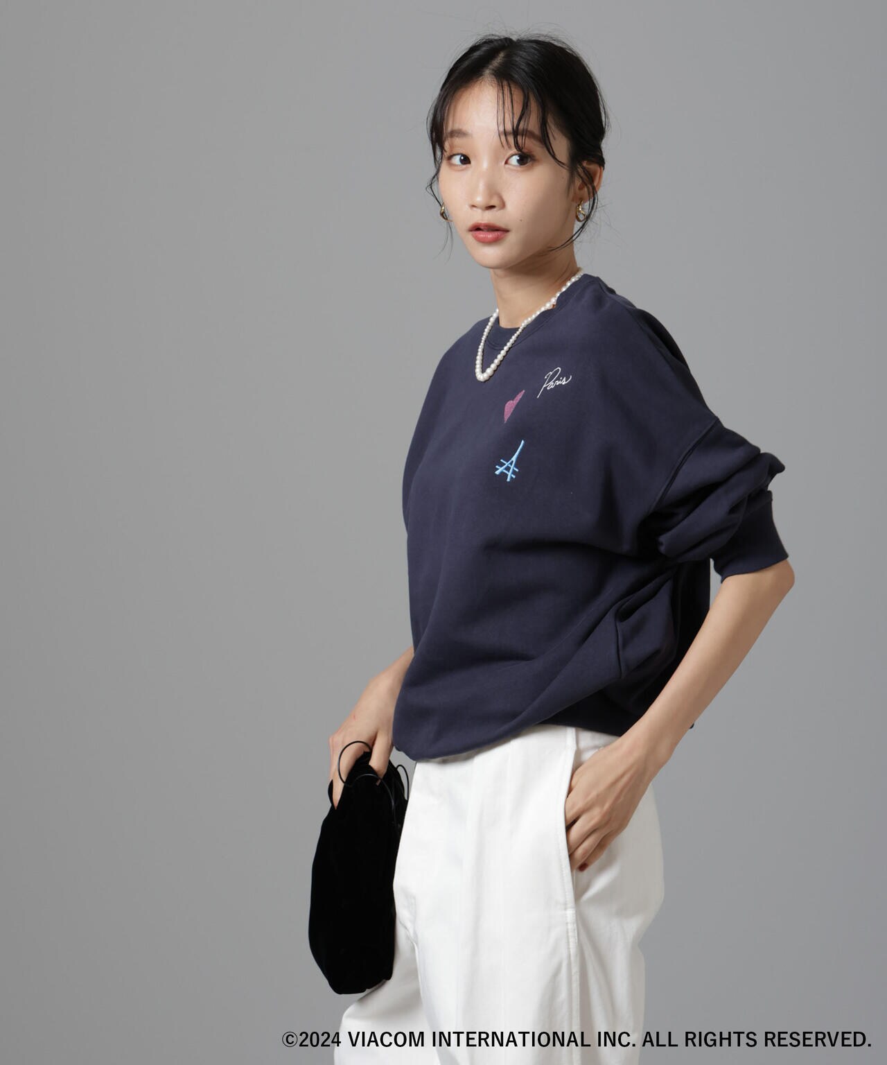 Emily in Paris×FUDGE 別注刺繍スウェット 6694223312