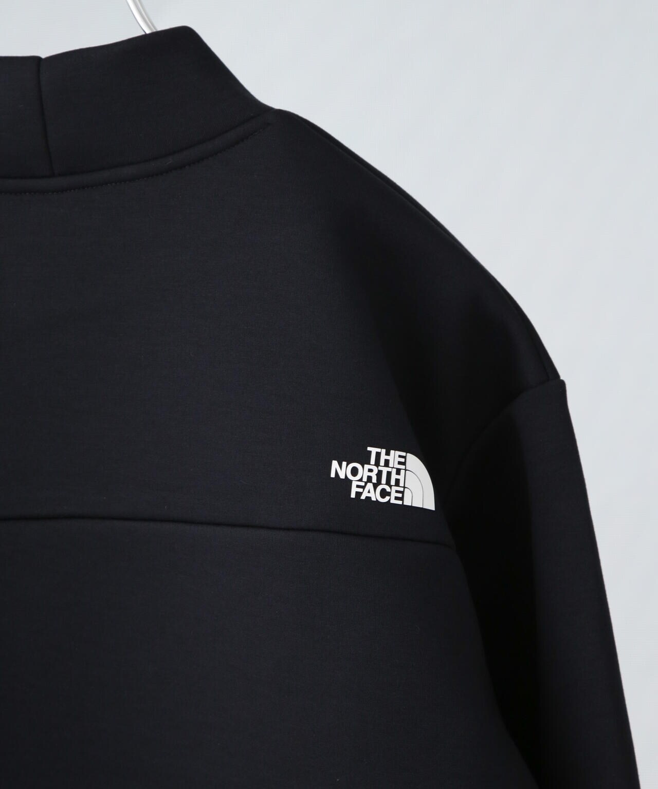 THE NORTH FACE/Tech Air Sweat Mock Neck