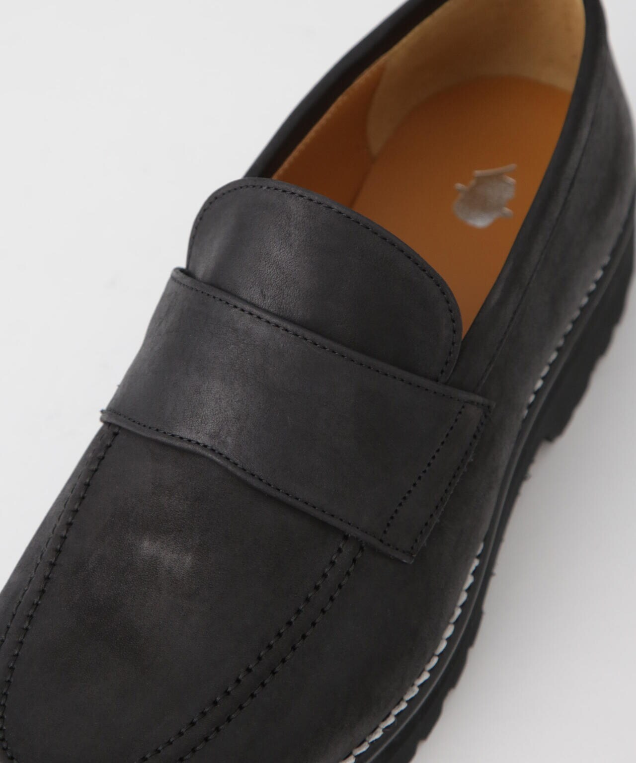 Tomo&Co / ASYMMETRIC COIN LOFER