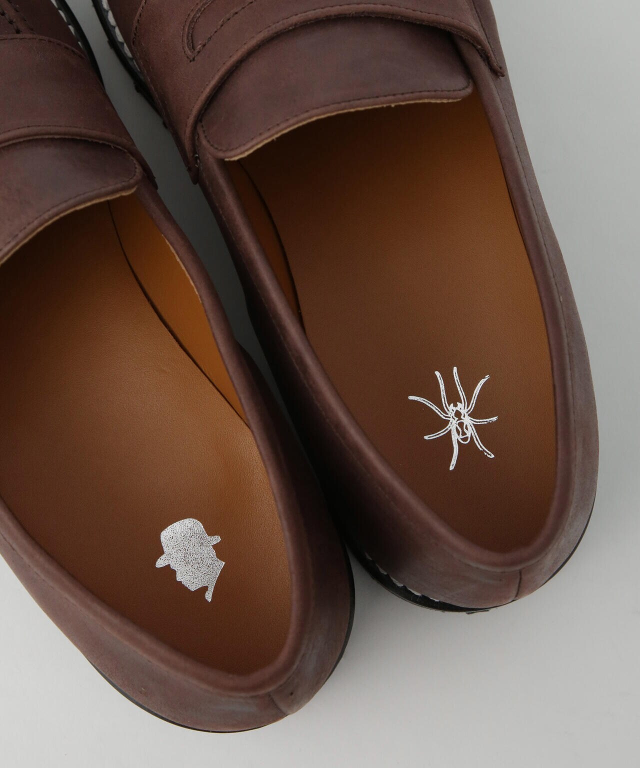 Tomo&Co / ASYMMETRIC COIN LOFER