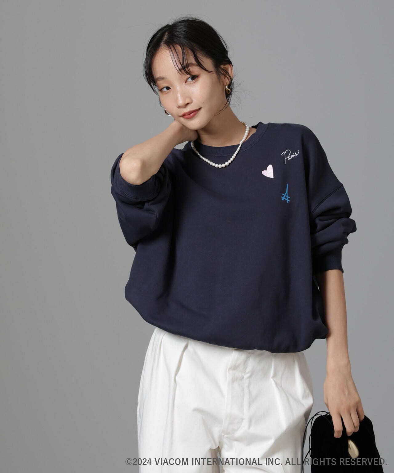Emily in Paris×FUDGE 別注刺繍スウェット 6694223312