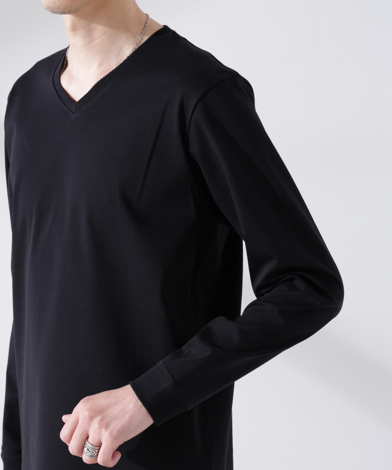 アンチスメル VネックTシャツ 長袖 6725123206