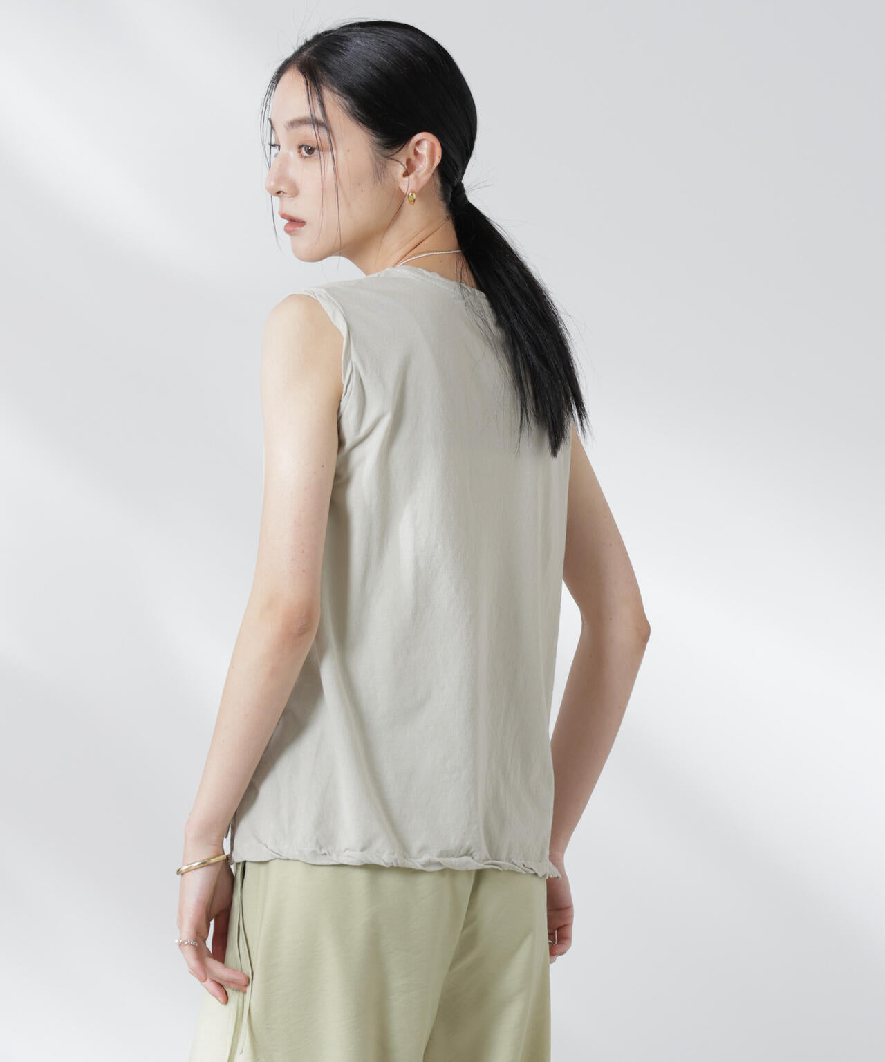 GREYCHORD/SOFIE スリーブレスTシャツ 6715124021