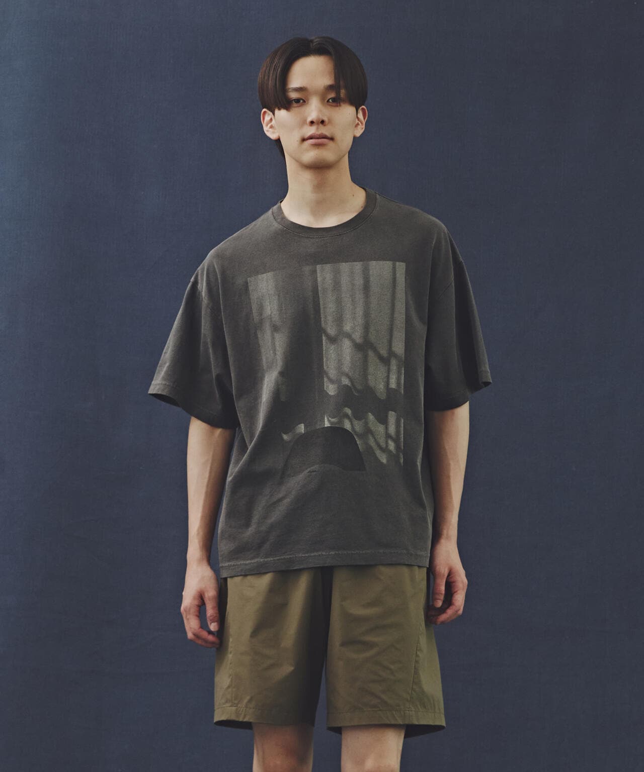 Commonuse」ヴィンテージライク Photo Tシャツ