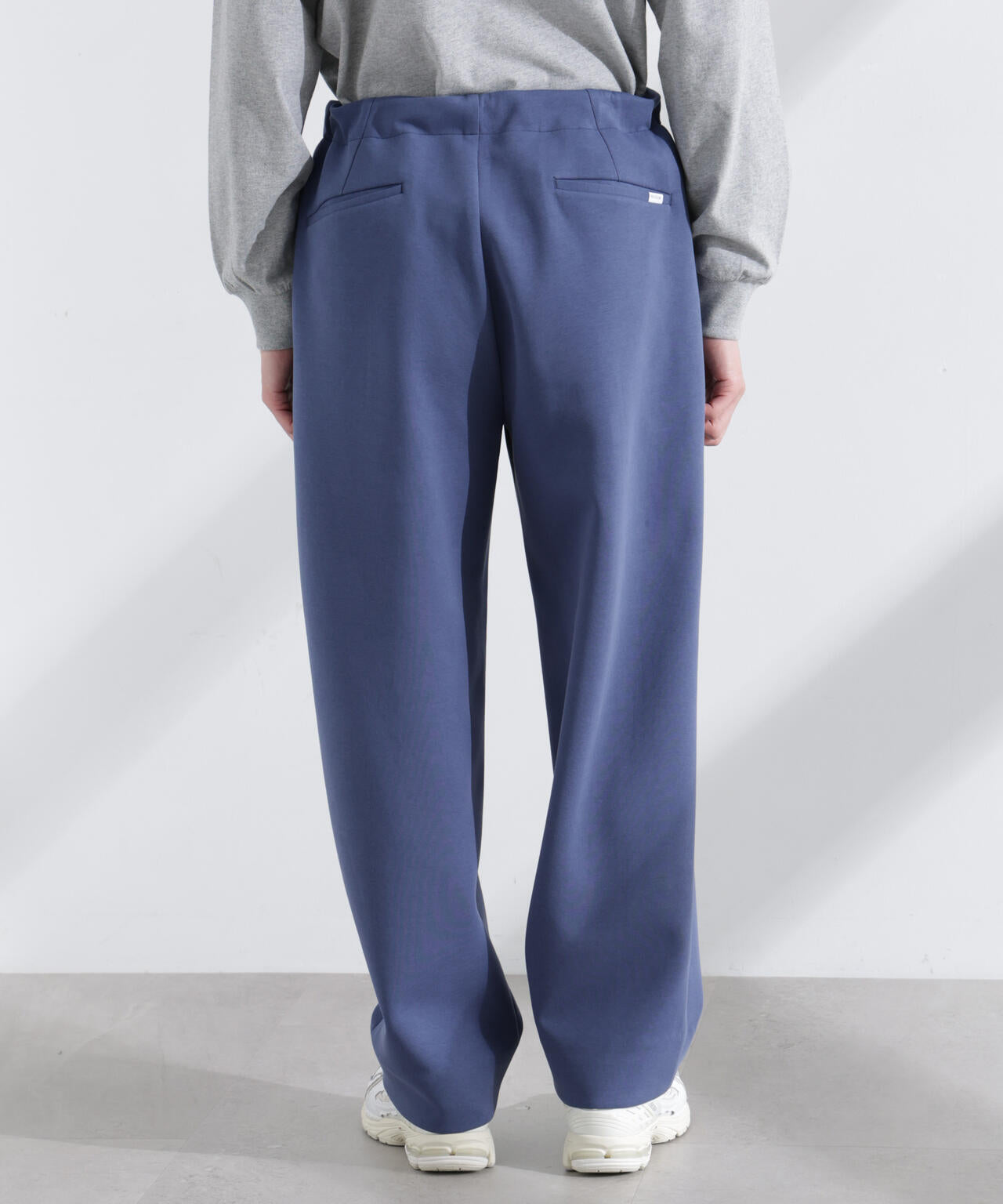 「NJ/CLUB」 ストレッチポンチテーパードパンツ 6685127215