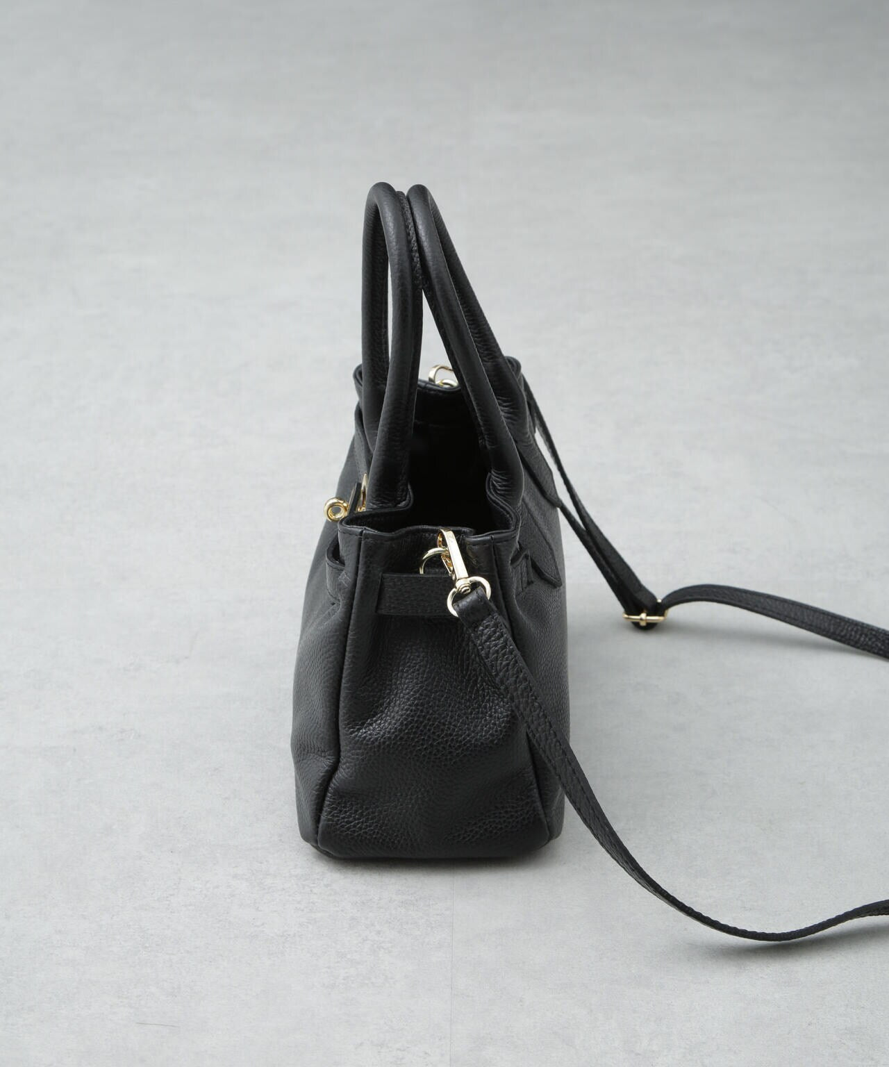 AULENTTI / 2WAY レザー トートバッグ