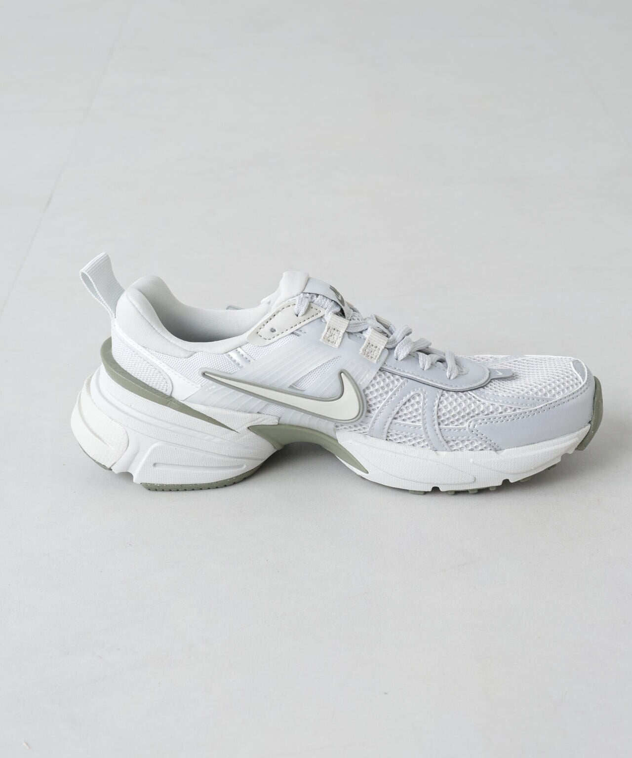 NIKE/ナイキ ウィメンズ V2K ラン 6715134020