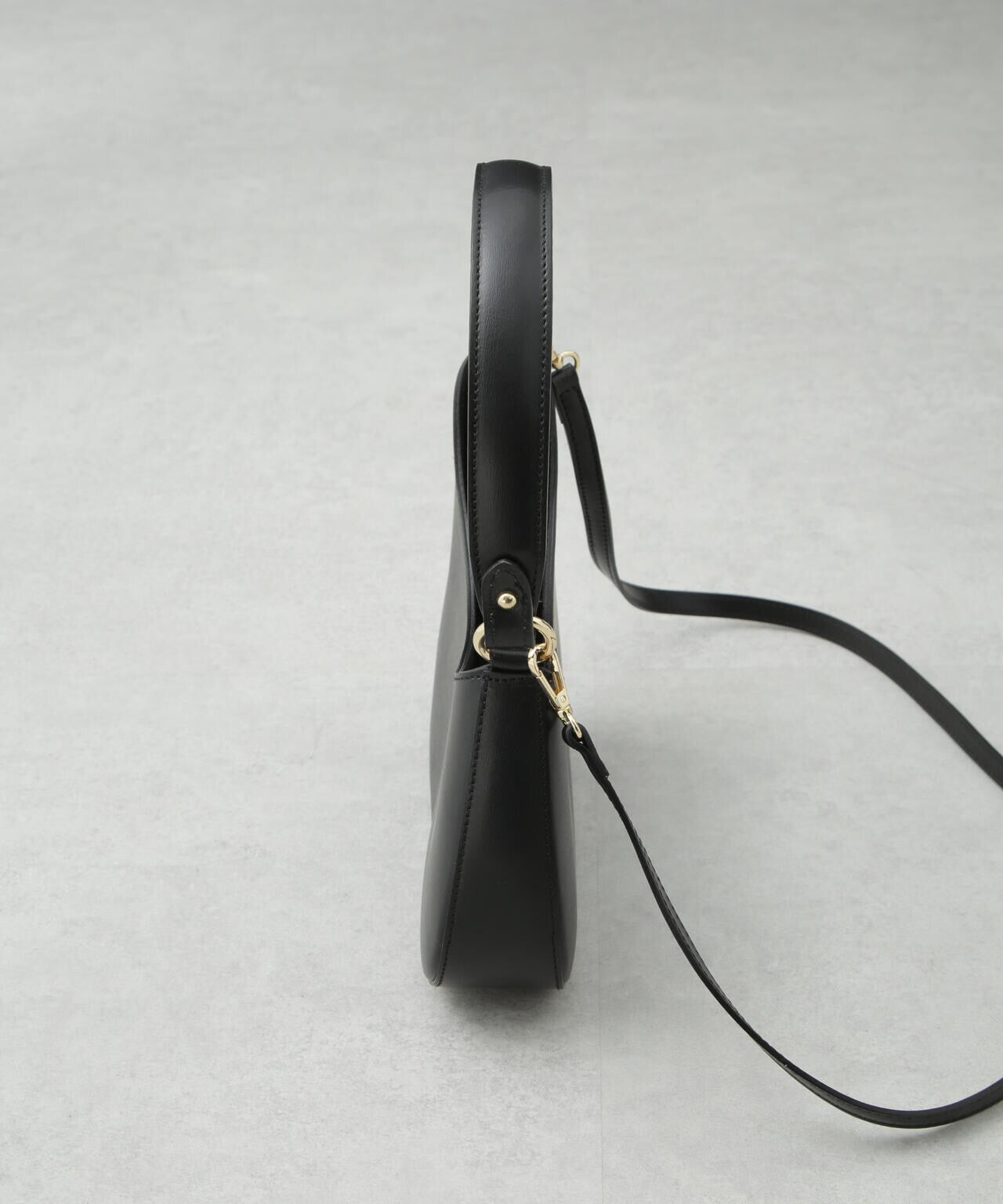 AULENTTI / 2WAY レザー ショルダーバッグ