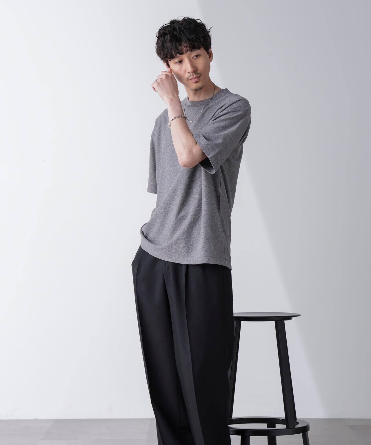 カットジョーゼットクルーネックTシャツ 6684224211