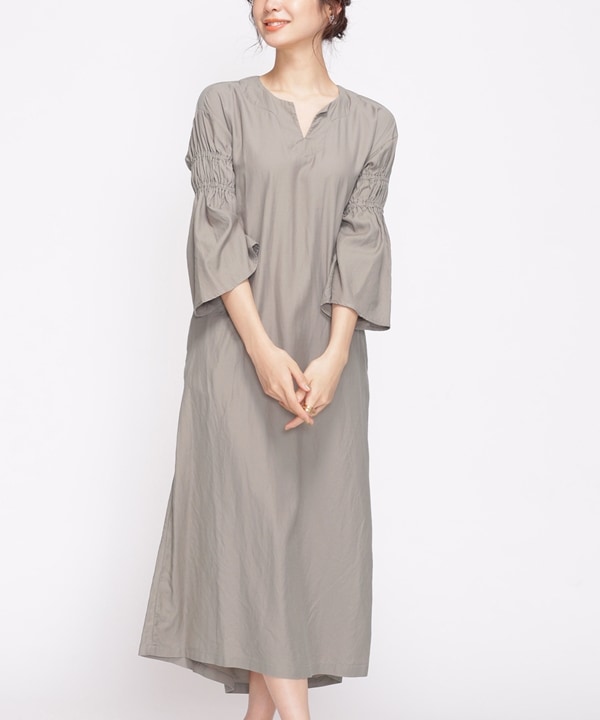 【公式/ナノ・ユニバース】Sleeve Gathered Dress 5000円以上送料無料【R JUBILEE】